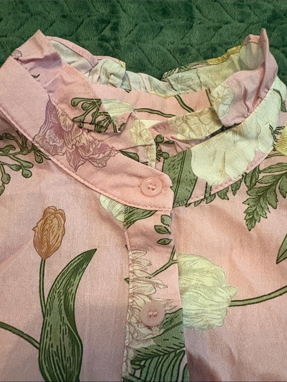 NWT Pink Floral Button Down Blouse Entro Ruffle Neck Puff Sleeves Pink Green S - Picture 8 of 8